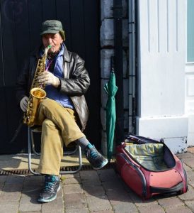 This busker plays on the streets of Longford. Photo by Lalin Swaris.